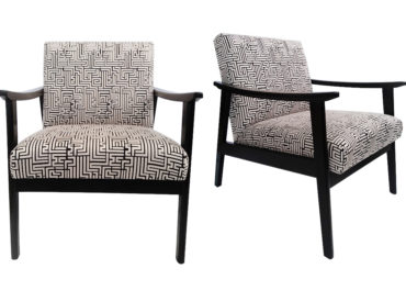 black and white telly chairs